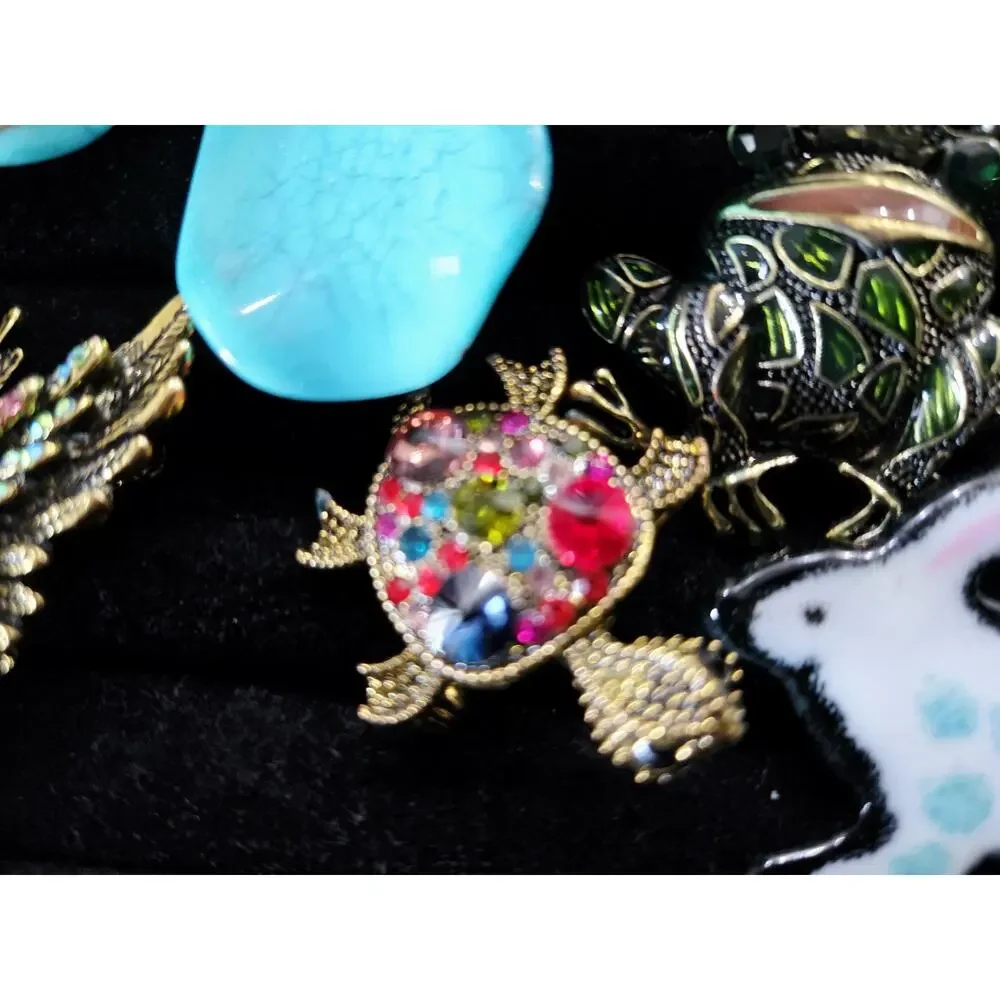 Lot Of 9 Novelty Vintage Brooches Rinestone Mixed Style Office Accessories